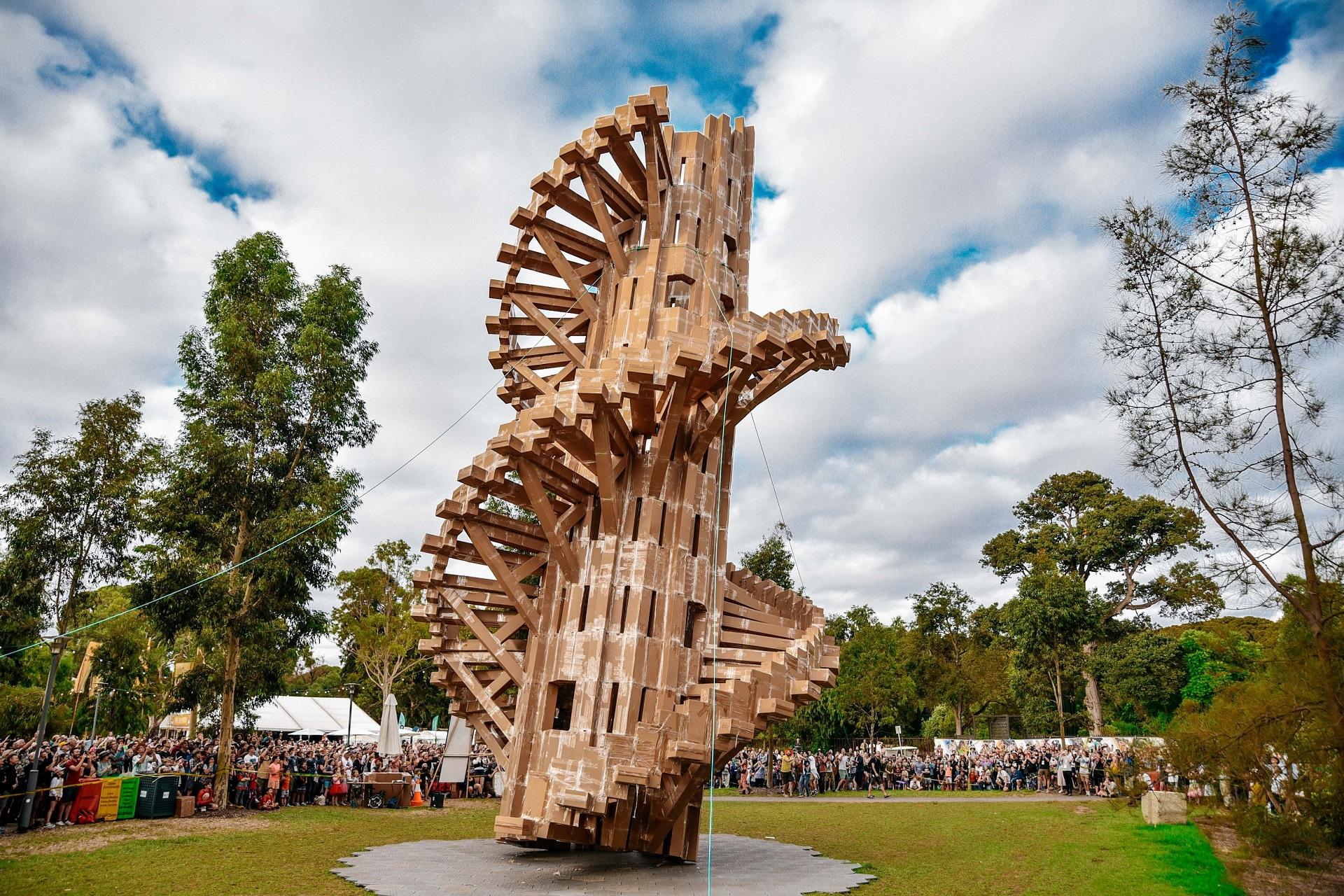 Australie-Ephemeral City 1_WOMADelaide 2019_Credit Jack Fenby