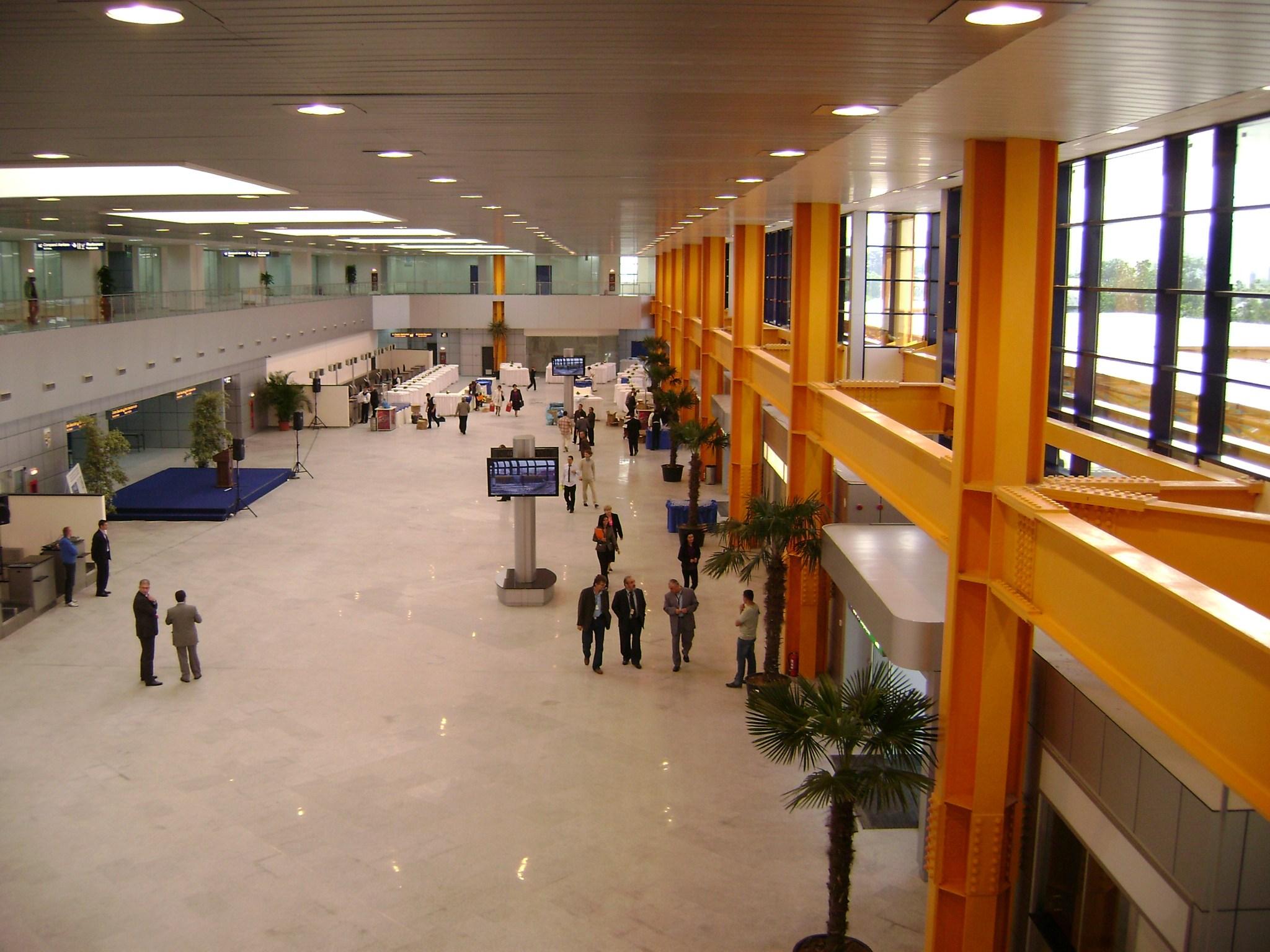 Aeroporto Internazionale "Avram Iancu" di Cluj-Napoca